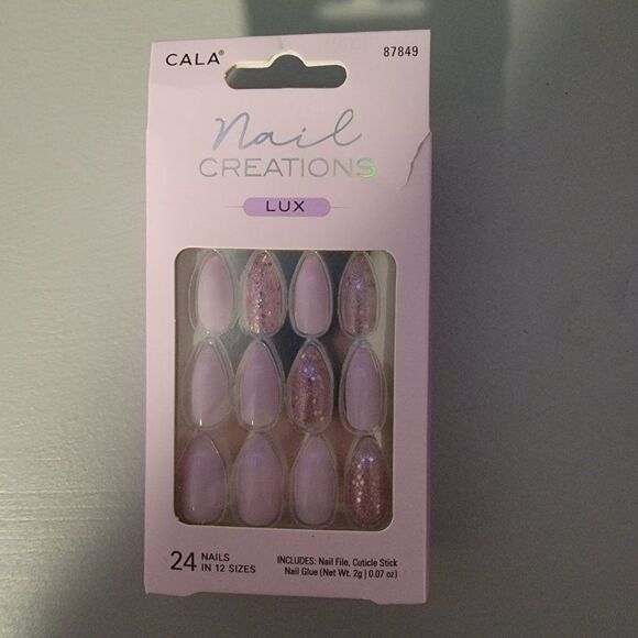 Cala False Nails - Nail Creations Lux (24 Pieces) - Picture 2 of 4